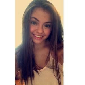 Meet your Posher, Riana